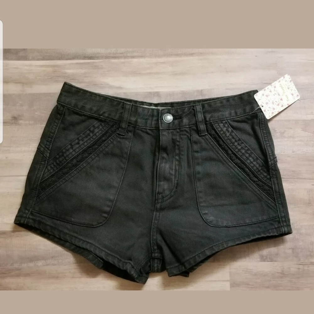 Free People Black Shorts Size 26 NWT